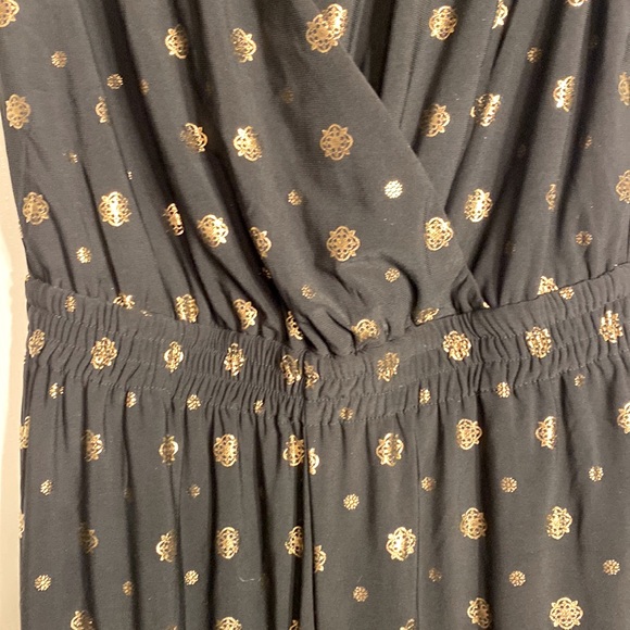 White House Black Market Black and Gold Jumpsuit - Picture 4 of 7